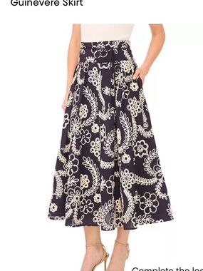 Ted Baker Guinevere Women’s Navy and White Floral Midi Skirt- size 8